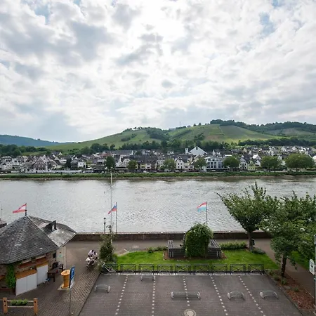 Tilda Im Haus Moselwelt Целль-ан-дер-Мозель