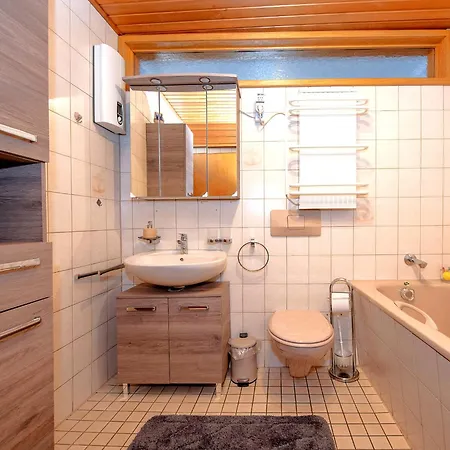 Tilda Im Haus Moselwelt 公寓 *