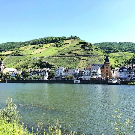 Tilda Im Haus Moselwelt 公寓 *